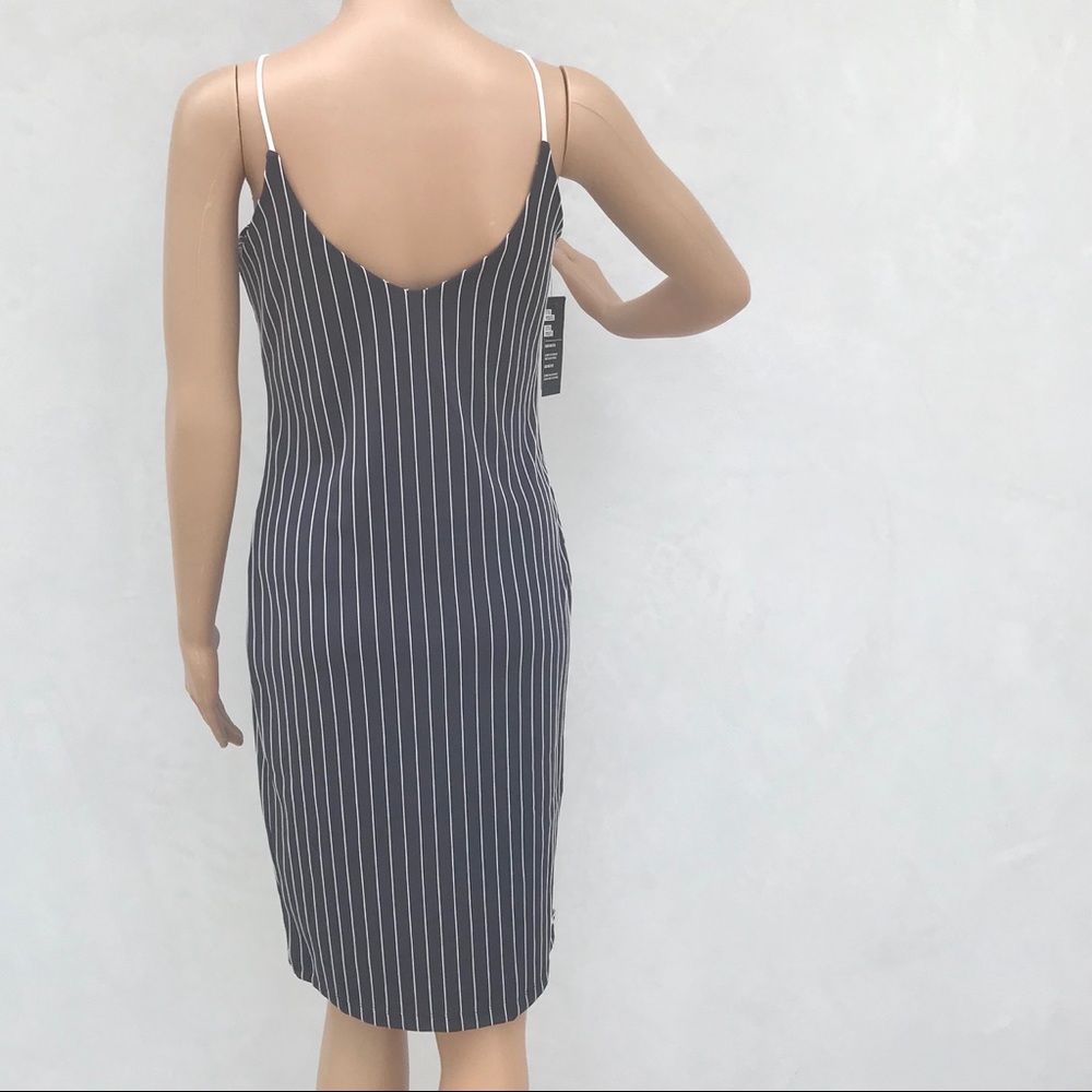 Hurley Reversible Quick Dry Dress - Picture 7 of 10